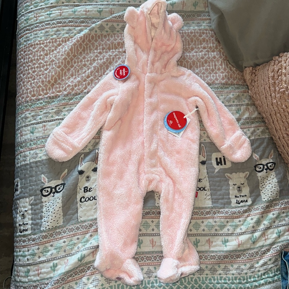 Magnetic Me mink suit pram